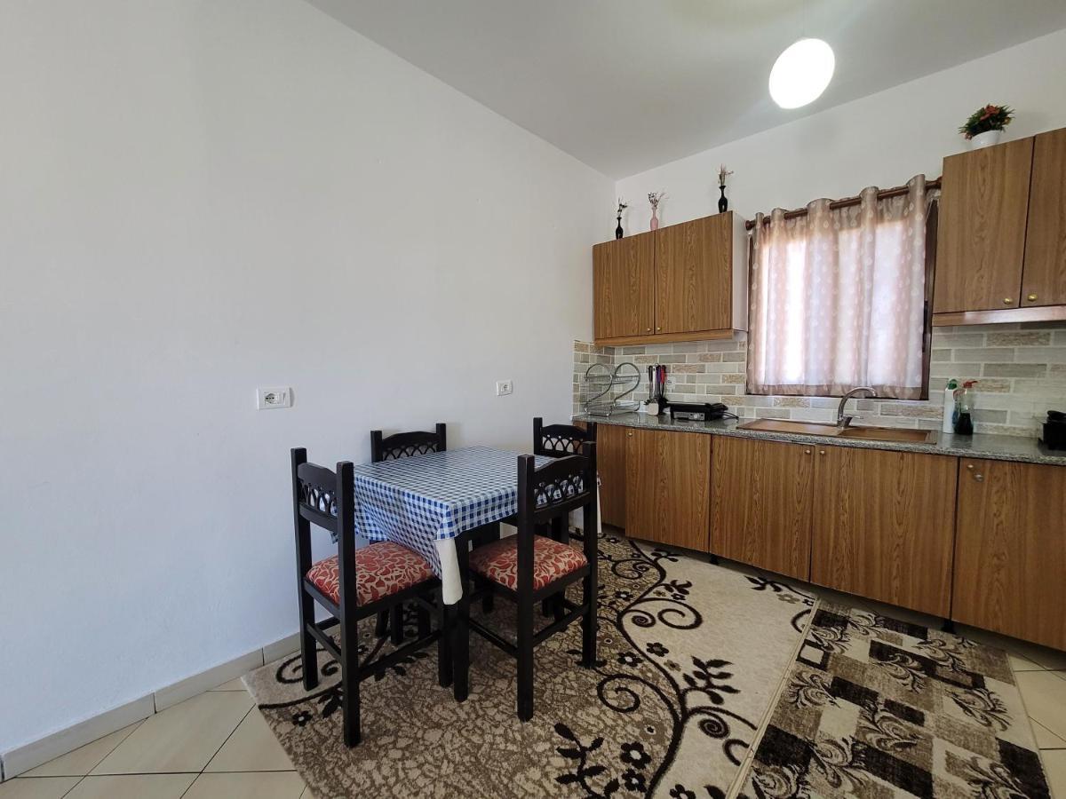 Guesthouse Veliaj 사밀 외부 사진