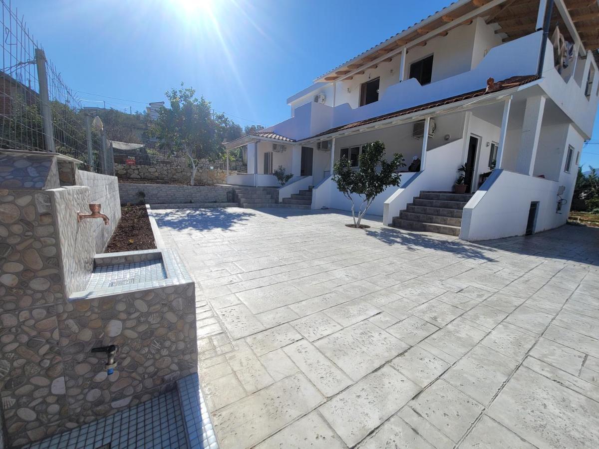 Guesthouse Veliaj 사밀 외부 사진