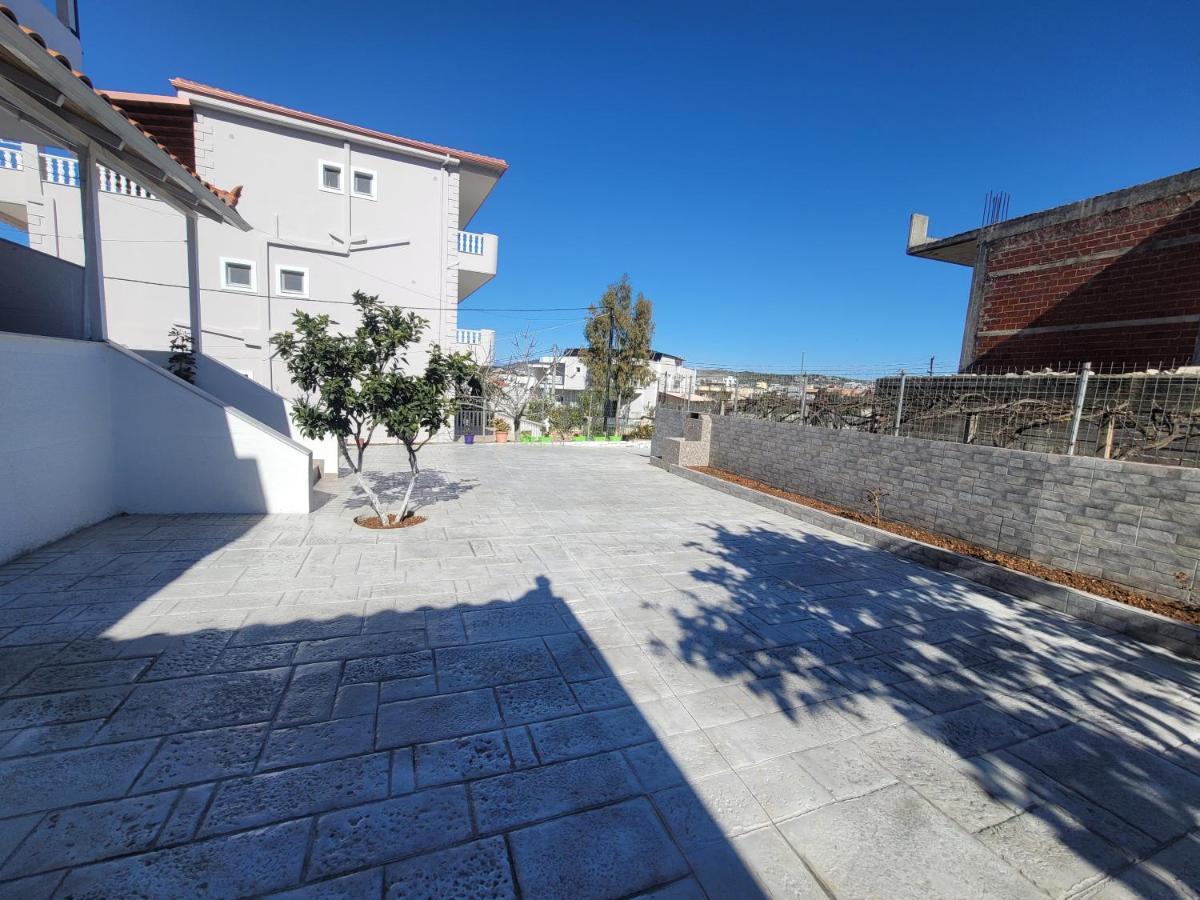 Guesthouse Veliaj 사밀 외부 사진